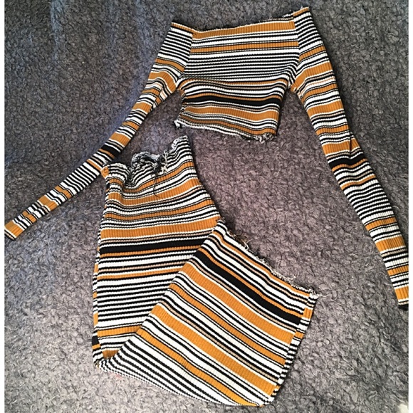 2 Piece Outfit - Picture 1 of 1